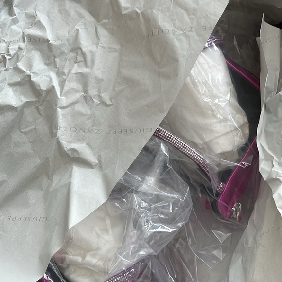 GIUSEPPE ZANOTTI HEELS - Picture 14 of 14